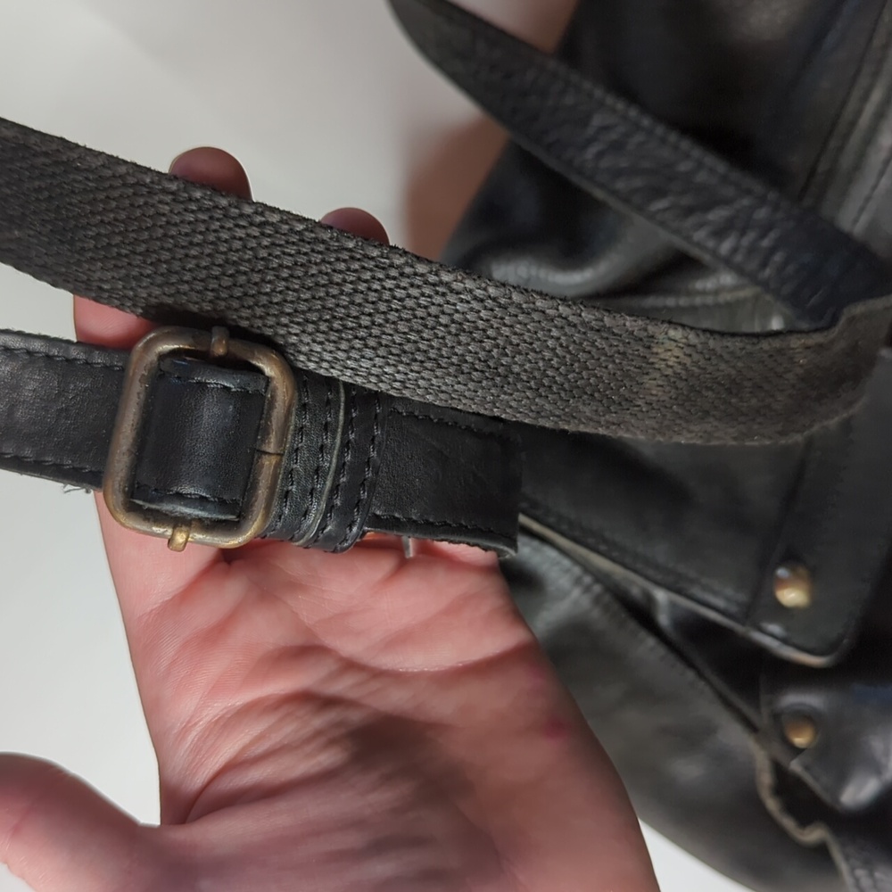 Lucky Brand black leather Abbey Road foldover bag - Picture 16 of 16